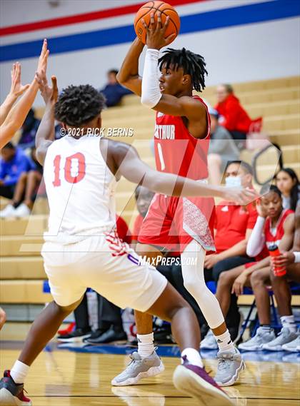 Thumbnail 1 in Oak Ridge vs MacArthur photogallery.
