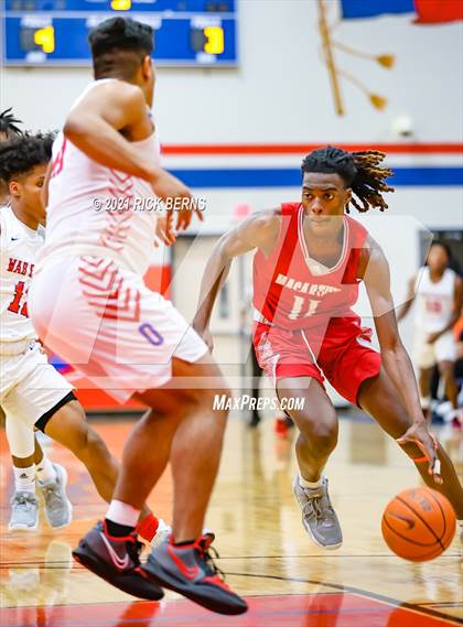 Thumbnail 3 in Oak Ridge vs MacArthur photogallery.