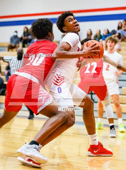 Thumbnail 3 in Oak Ridge vs MacArthur photogallery.