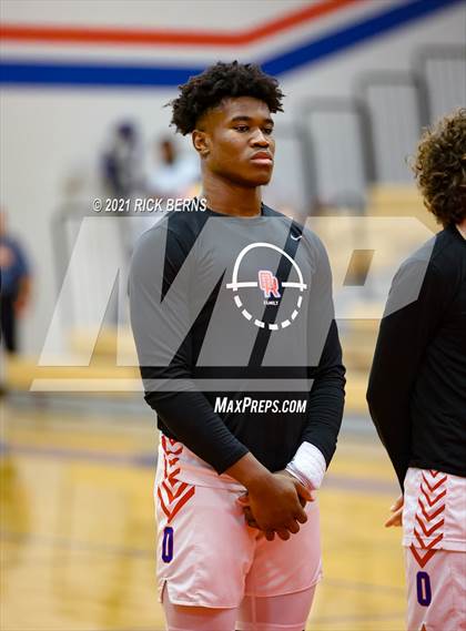 Thumbnail 2 in Oak Ridge vs MacArthur photogallery.