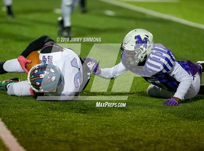 Thumbnail 3 in Kankakee @ Mascoutah (IHSA 5A Second Round Playoff) photogallery.