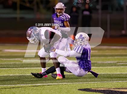 Thumbnail 2 in Kankakee @ Mascoutah (IHSA 5A Second Round Playoff) photogallery.