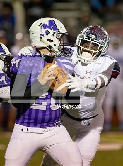 Thumbnail 2 in Kankakee @ Mascoutah (IHSA 5A Second Round Playoff) photogallery.