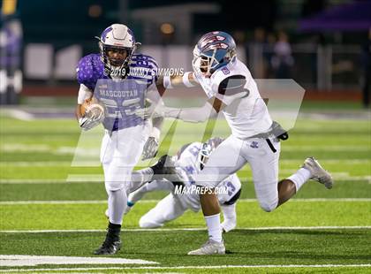 Thumbnail 1 in Kankakee @ Mascoutah (IHSA 5A Second Round Playoff) photogallery.