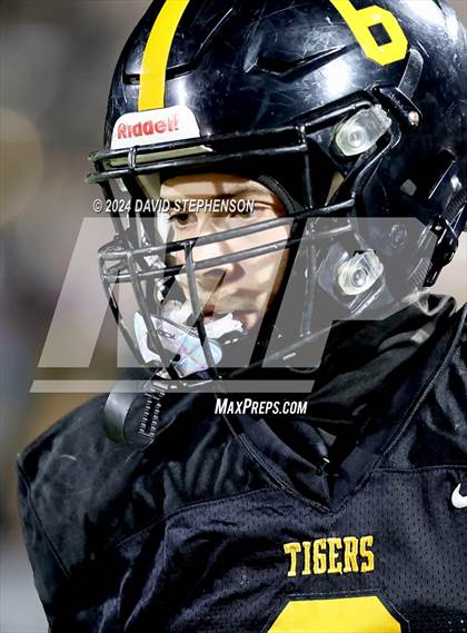 Thumbnail 3 in Highland @ San Luis Obispo (CIF CCS Division 2 First Round) photogallery.