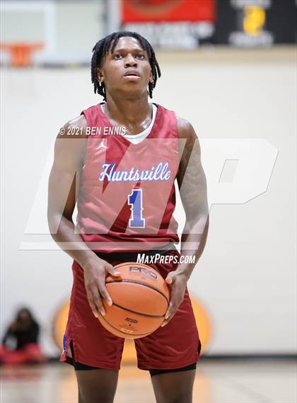 Thumbnail 2 in Huntsville vs W D Mohammed (Holiday Hoopsgiving Tournament) photogallery.