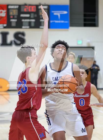 Thumbnail 2 in Huntsville vs W D Mohammed (Holiday Hoopsgiving Tournament) photogallery.