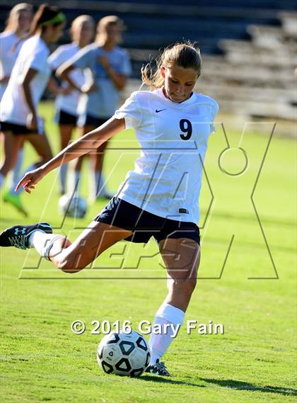 Thumbnail 1 in Baylor @ Soddy Daisy (Scrimmage)  photogallery.