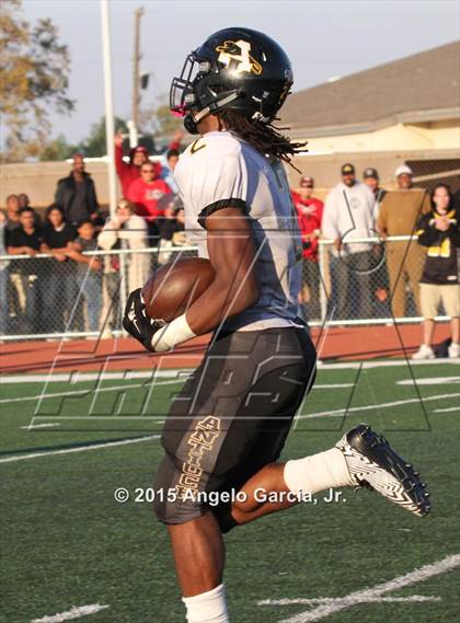 Thumbnail 2 in Antioch vs. Pittsburg (Big Little Game) photogallery.