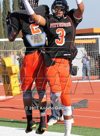 Thumbnail 2 in Antioch vs. Pittsburg (Big Little Game) photogallery.