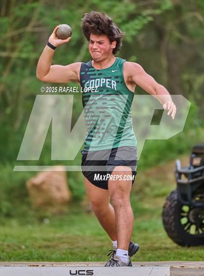 Thumbnail 3 in Cooper Dragon Invitational (Shot Put)  photogallery.