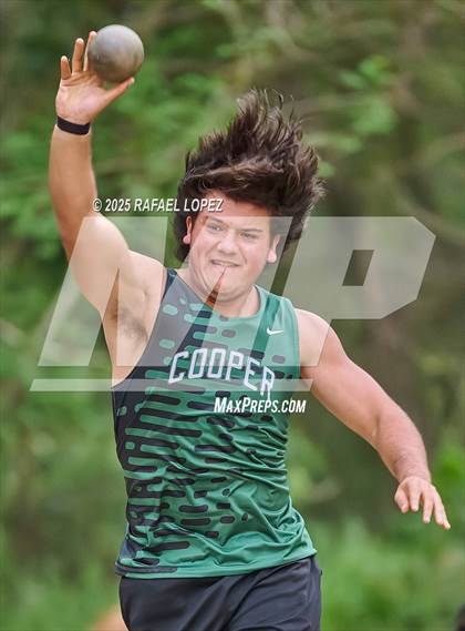 Thumbnail 1 in Cooper Dragon Invitational (Shot Put)  photogallery.