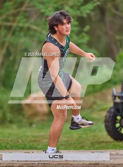 Thumbnail 2 in Cooper Dragon Invitational (Shot Put)  photogallery.
