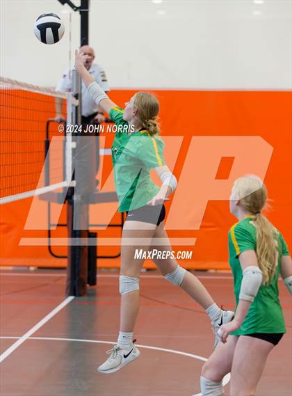 Thumbnail 3 in Rochester vs. Tippecanoe Valley (Warsaw Invite) photogallery.