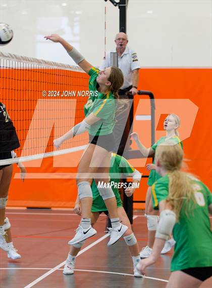 Thumbnail 2 in Rochester vs. Tippecanoe Valley (Warsaw Invite) photogallery.