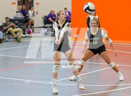 Thumbnail 1 in Rochester vs. Tippecanoe Valley (Warsaw Invite) photogallery.
