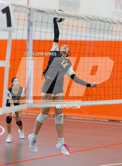Thumbnail 2 in Rochester vs. Tippecanoe Valley (Warsaw Invite) photogallery.