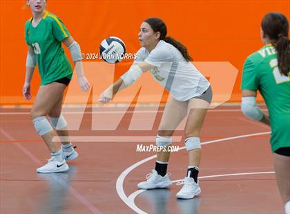 Thumbnail 3 in Rochester vs. Tippecanoe Valley (Warsaw Invite) photogallery.