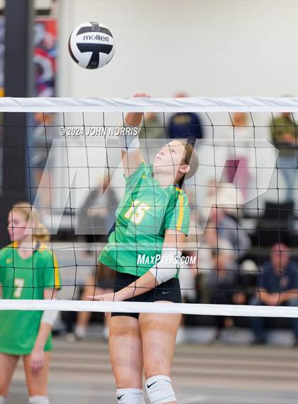 Thumbnail 3 in Rochester vs. Tippecanoe Valley (Warsaw Invite) photogallery.