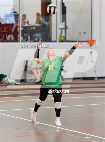 Thumbnail 3 in Rochester vs. Tippecanoe Valley (Warsaw Invite) photogallery.