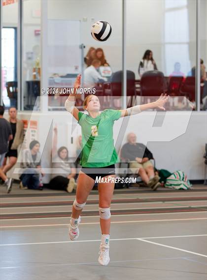 Thumbnail 1 in Rochester vs. Tippecanoe Valley (Warsaw Invite) photogallery.