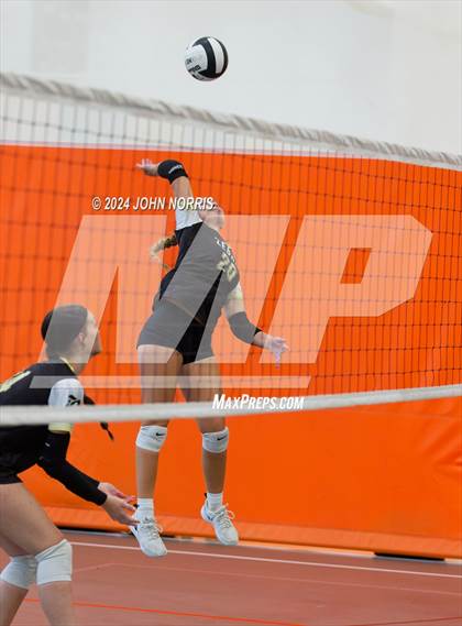 Thumbnail 3 in Rochester vs. Tippecanoe Valley (Warsaw Invite) photogallery.