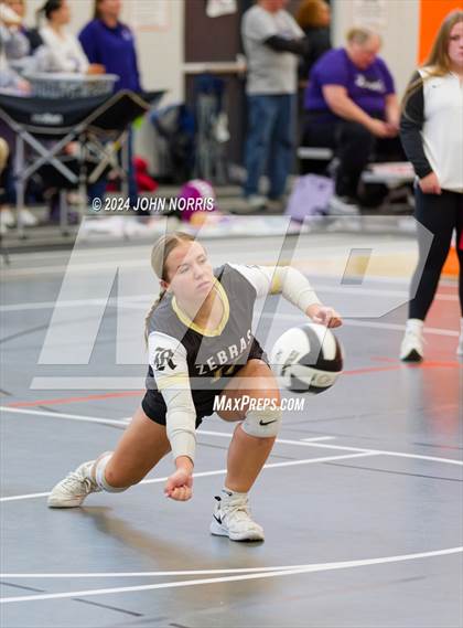 Thumbnail 2 in Rochester vs. Tippecanoe Valley (Warsaw Invite) photogallery.
