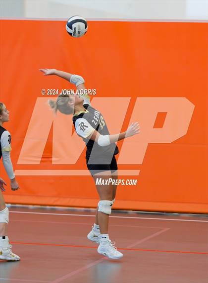 Thumbnail 3 in Rochester vs. Tippecanoe Valley (Warsaw Invite) photogallery.