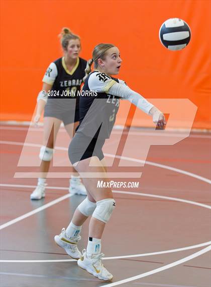 Thumbnail 1 in Rochester vs. Tippecanoe Valley (Warsaw Invite) photogallery.