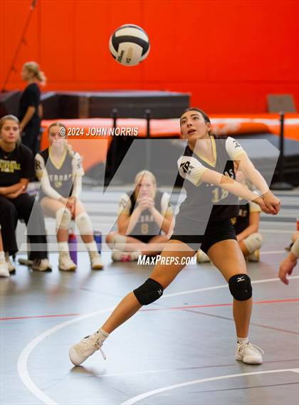 Thumbnail 3 in Rochester vs. Tippecanoe Valley (Warsaw Invite) photogallery.