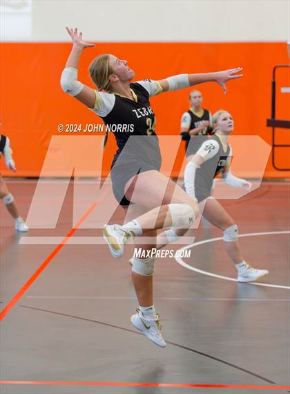 Thumbnail 3 in Rochester vs. Tippecanoe Valley (Warsaw Invite) photogallery.