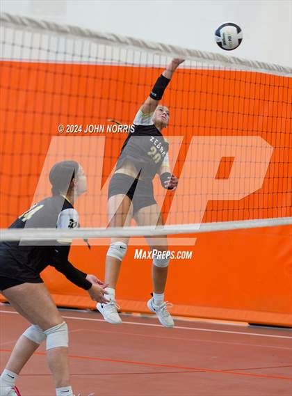 Thumbnail 2 in Rochester vs. Tippecanoe Valley (Warsaw Invite) photogallery.