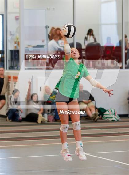 Thumbnail 3 in Rochester vs. Tippecanoe Valley (Warsaw Invite) photogallery.