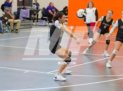 Thumbnail 3 in Rochester vs. Tippecanoe Valley (Warsaw Invite) photogallery.