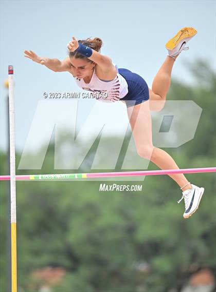 Thumbnail 2 in UIL 5A Track & Field Finals photogallery.