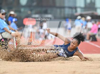 Thumbnail 1 in UIL 5A Track & Field Finals photogallery.