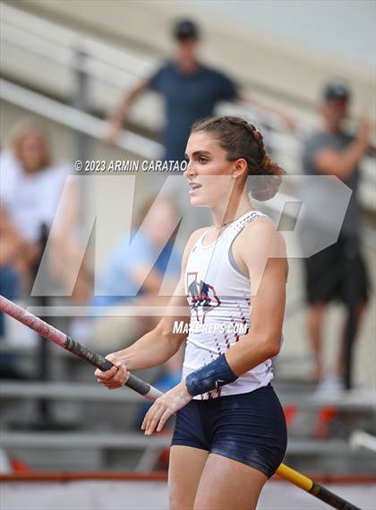 Thumbnail 3 in UIL 5A Track & Field Finals photogallery.