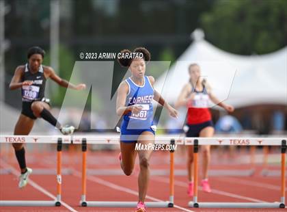 Thumbnail 1 in UIL 5A Track & Field Finals photogallery.