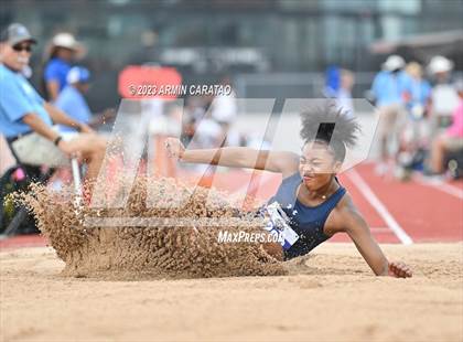 Thumbnail 3 in UIL 5A Track & Field Finals photogallery.