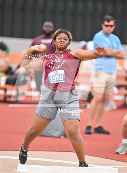 Thumbnail 2 in UIL 5A Track & Field Finals photogallery.