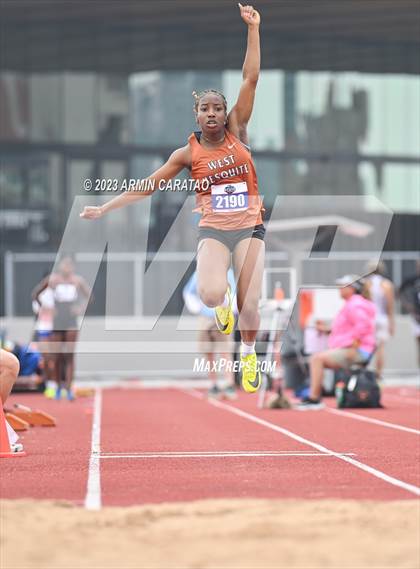 Thumbnail 1 in UIL 5A Track & Field Finals photogallery.