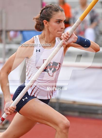 Thumbnail 3 in UIL 5A Track & Field Finals photogallery.