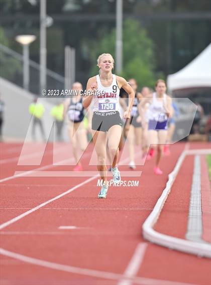 Thumbnail 3 in UIL 5A Track & Field Finals photogallery.