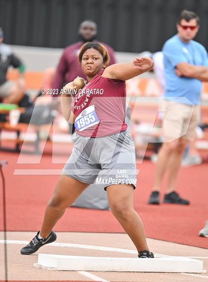 Thumbnail 1 in UIL 5A Track & Field Finals photogallery.
