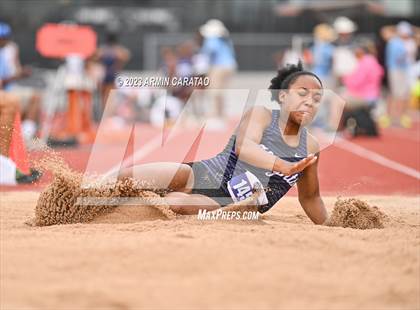 Thumbnail 2 in UIL 5A Track & Field Finals photogallery.