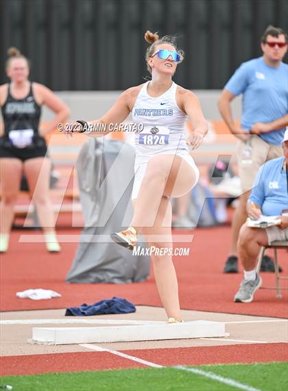 Thumbnail 3 in UIL 5A Track & Field Finals photogallery.