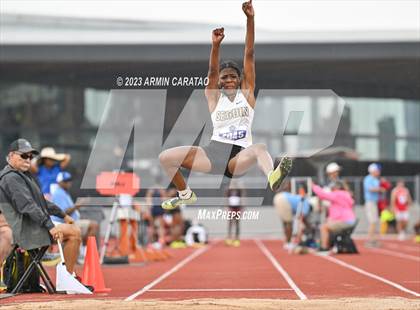 Thumbnail 3 in UIL 5A Track & Field Finals photogallery.