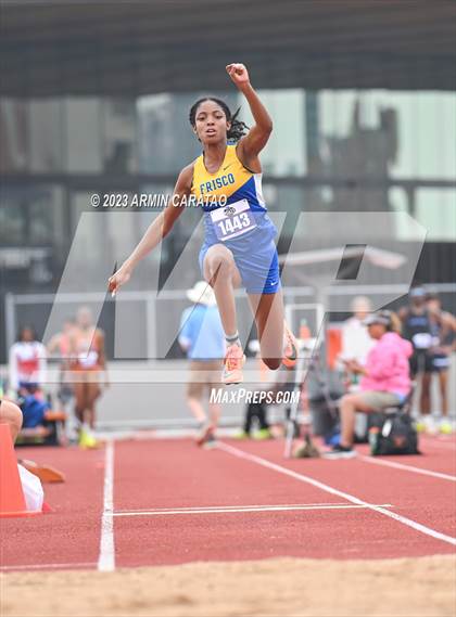 Thumbnail 2 in UIL 5A Track & Field Finals photogallery.