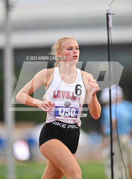 Thumbnail 1 in UIL 5A Track & Field Finals photogallery.