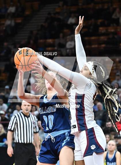 Thumbnail 3 in Valor Christian vs. Cherokee Trail (CHSAA 6A Final Four) photogallery.
